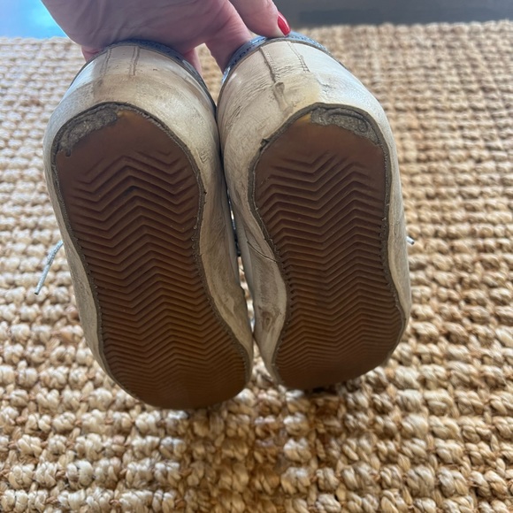 Golden Goose Superstar Low Top Sneaker - Picture 5 of 6